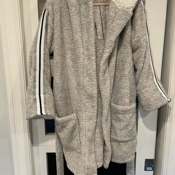 Pink Bathrobe size xs-small - Picture 1 of 2